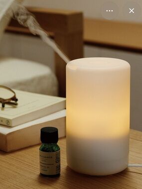 Muji Ultrasonic Aroma Diffuser 3 oz WITH FREE OILS